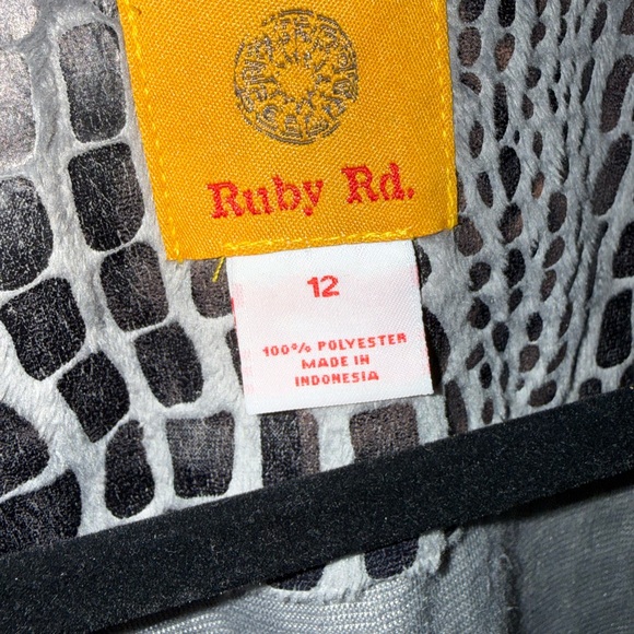 Ruby Rd. Women's Croc-Print Grey Jacket - Picture 2 of 5